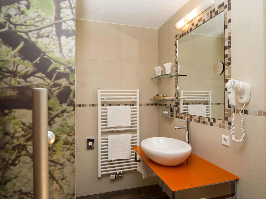 Köngen Hotel Neckartal מראה חיצוני תמונה