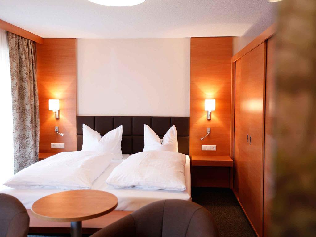 Köngen Hotel Neckartal מראה חיצוני תמונה